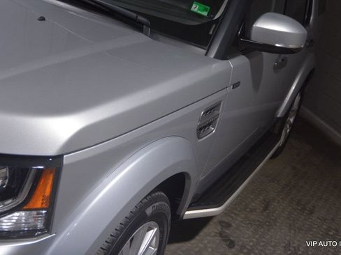 Used 2016 Land Rover LR4 4WD 4dr image 8