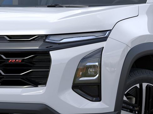 New 2026 Chevrolet Equinox RS w/ Convenience Package III FWD image 45