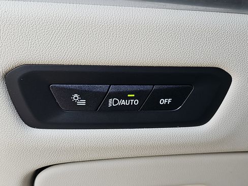 Used 2025 BMW X5 sDrive40i image 26