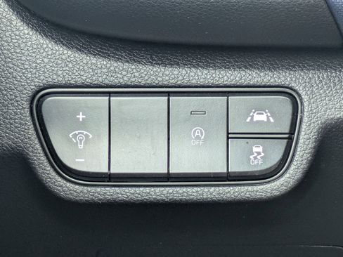 Used 2021 Kia Seltos S image 16