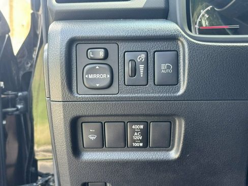 Used 2020 Toyota 4Runner TRD Off-Road Premium w/ Moonroof Package AWD/4WD image 40
