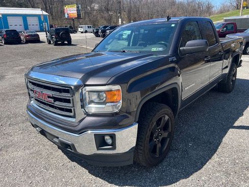 Used 2014 GMC Sierra 1500 SLE w/ SLE Value Package AWD/4WD image 2
