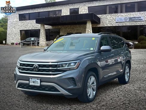 Used 2023 Volkswagen Atlas SE AWD/4WD image 2