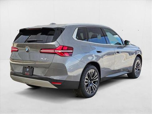 Used 2025 BMW X3 xDrive30i w/ Premium Package image 2