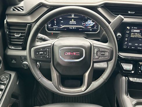 Used 2025 GMC Sierra 2500 AT4 w/ AT4 Premium Plus Package image 25