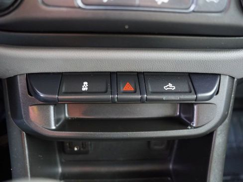 Certified 2022 Chevrolet Colorado W/T w/ WT Convenience Package image 25