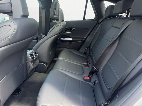 New 2026 Mercedes-Benz GLC 300 image 13