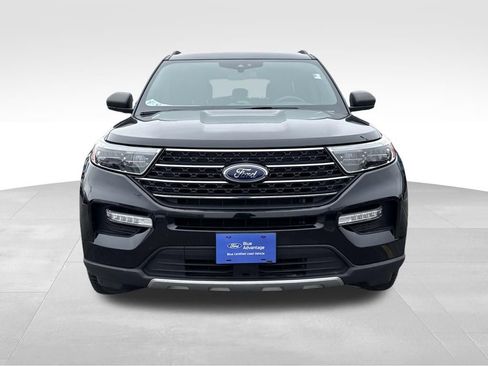 Certified 2020 Ford Explorer XLT w/ Equipment Group 202A image 3