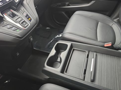 Certified 2024 Honda Odyssey EX-L image 26