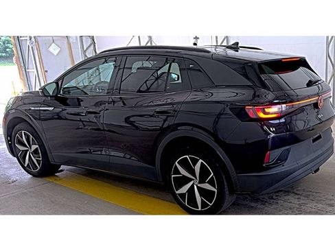 Used 2023 Volkswagen ID.4 Pro S Plus AWD/4WD image 4