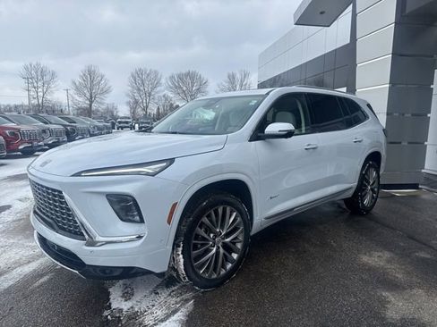 New 2026 Buick Enclave Avenir w/ Super Cruise Package image 2