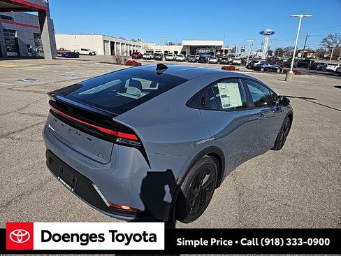 New 2026 Toyota Prius LE image 4