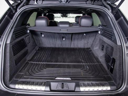 Used 2025 Land Rover Range Rover Sport Autobiography image 9