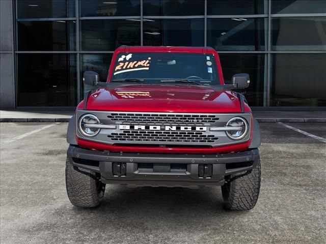 Used 2024 Ford Bronco Badlands AWD/4WD image 3