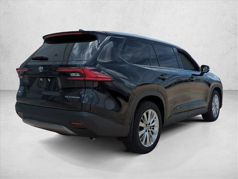 Certified 2025 Toyota Grand Highlander AWD image 5