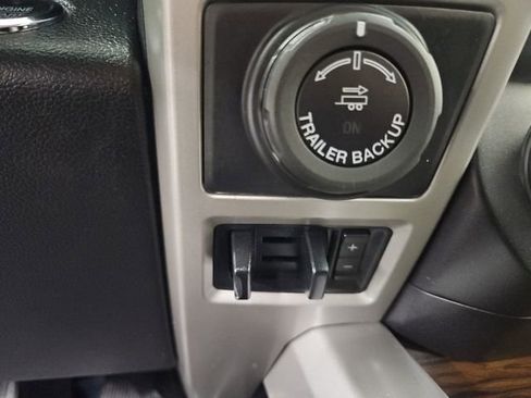 Used 2018 Ford F150 Lariat w/ Equipment Group 502A Luxury image 35