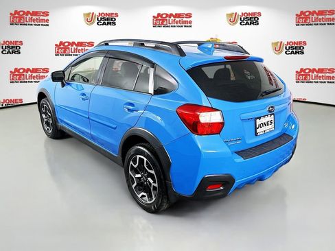 Used 2017 Subaru Crosstrek 2.0i Limited AWD/4WD image 2