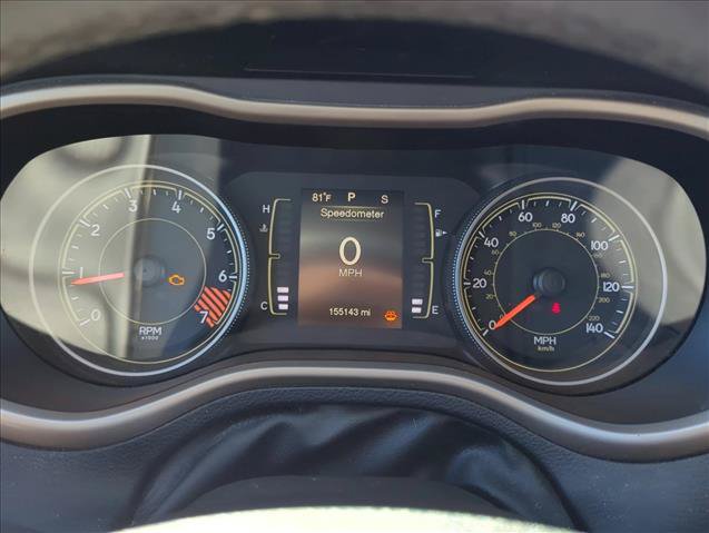 Used 2015 Jeep Cherokee Latitude FWD image 12