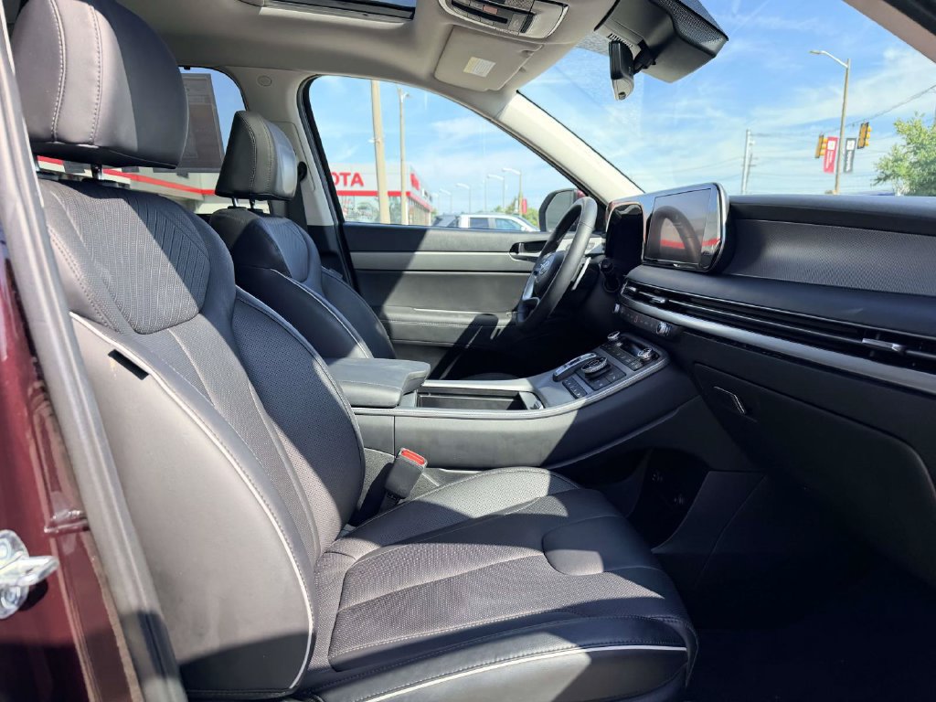 Used 2023 Hyundai Palisade SEL w/ Premium Package AWD/4WD image 14