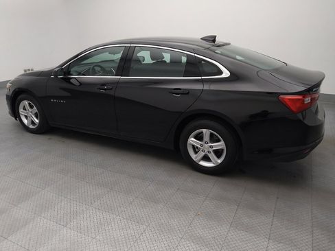 Used 2025 Chevrolet Malibu LS FWD image 3