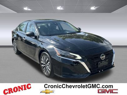 Used 2024 Nissan Altima 2.5 SV