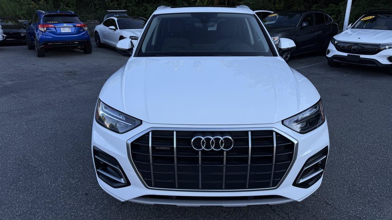Used 2023 Audi Q5 2.0T Premium w/ Convenience Package AWD/4WD image 24