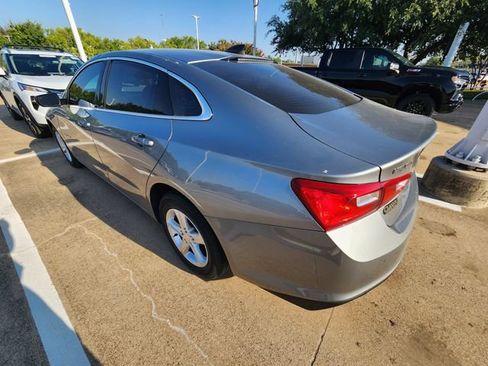 Used 2024 Chevrolet Malibu LS FWD image 3