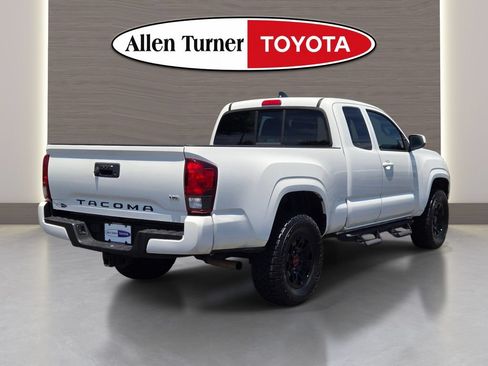 Used 2020 Toyota Tacoma SR RWD image 6