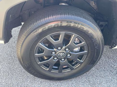 Used 2025 Toyota 4Runner SR5 RWD image 7
