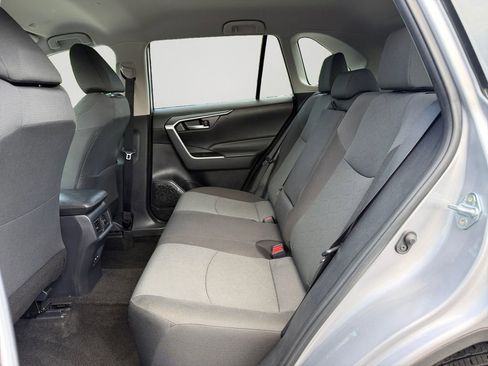 Used 2024 Toyota RAV4 XLE FWD image 15