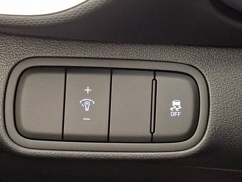 New 2026 Hyundai Venue SEL FWD image 19