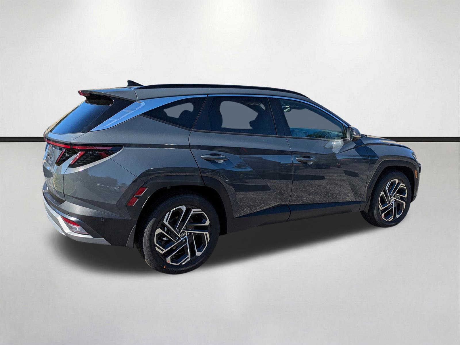 New 2026 Hyundai Tucson Limited FWD image 5