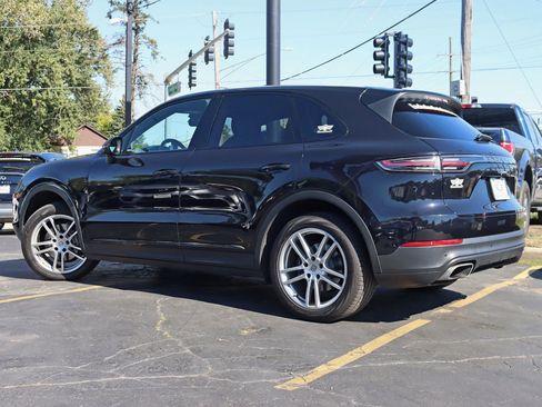 Used 2020 Porsche Cayenne Sport Utility 4D image 10