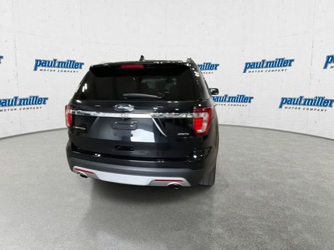 Used 2017 Ford Explorer Limited w/ Equipment Group 301A AWD/4WD image 10