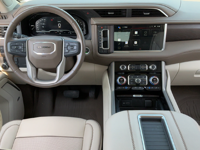 Used 2022 GMC Yukon Denali RWD image 13
