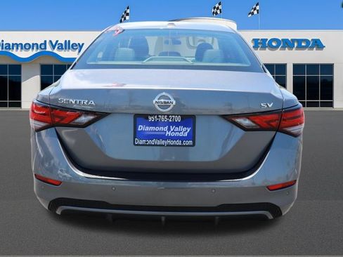 Used 2021 Nissan Sentra SV FWD image 5