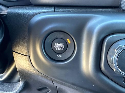 Certified 2022 Jeep Wrangler Willys image 21