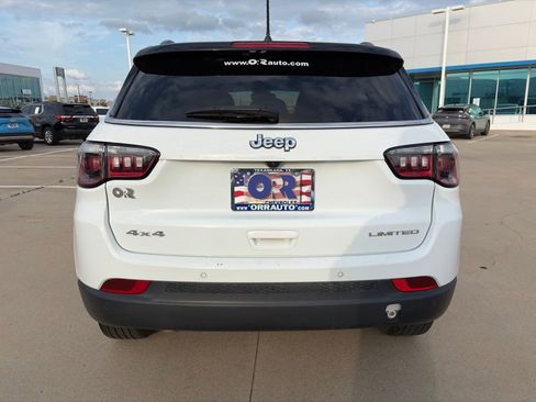 Used 2025 Jeep Compass Limited AWD/4WD image 6
