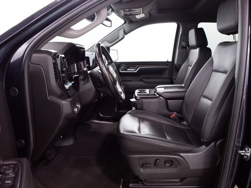 Used 2025 GMC Sierra 1500 SLT RWD image 6
