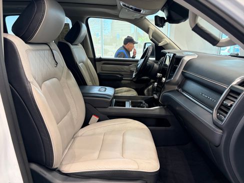 Used 2022 RAM 1500 Limited AWD/4WD image 25