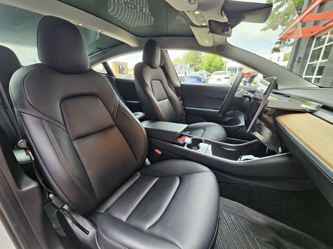 Used 2020 Tesla Model 3 Long Range AWD/4WD image 4