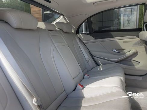 Used 2017 Mercedes-Benz S 550 Maybach image 27