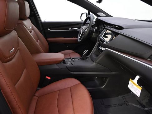 New 2025 Cadillac XT5 Premium Luxury w/ Technology Package image 16