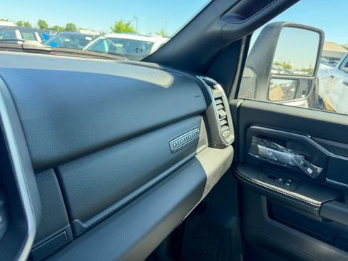 New 2026 RAM 2500 Big Horn AWD/4WD image 24