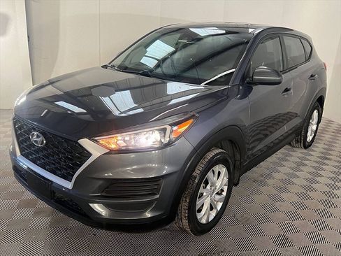 Used 2019 Hyundai Tucson SE FWD image 2