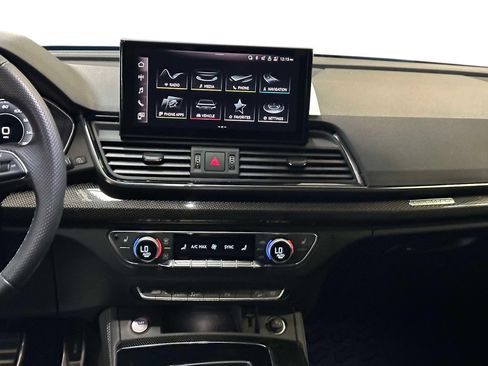 Used 2023 Audi SQ5 Premium Plus w/ Premium Plus Package AWD/4WD image 19