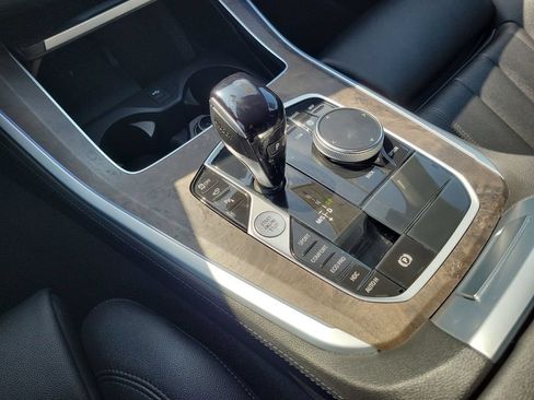 Used 2022 BMW X5 xDrive40i AWD/4WD image 16