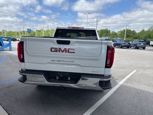 Used 2025 GMC Sierra 1500 SLT AWD/4WD image 16