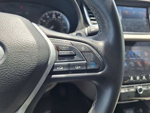 Used 2023 INFINITI QX50 Luxe FWD image 18