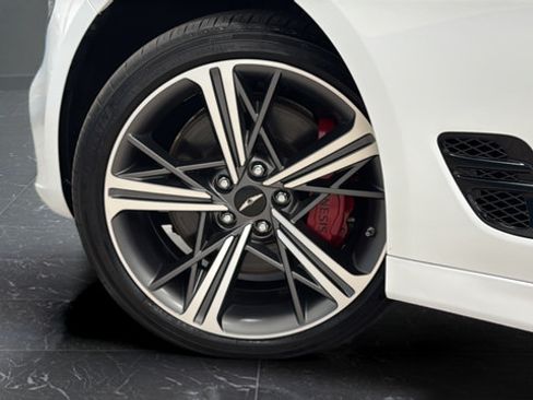 Used 2024 Genesis G70 3.3T Advanced w/ Sport Prestige Package AWD/4WD image 35